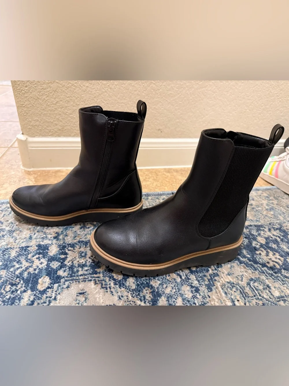Cat & Jack Girls Mid-Calf Black Leather Zip Ankle Boots